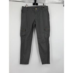 Athleta 6 Chelsea Cargo Pant Gray Pocket Casual Hiking Camping Basic 724802